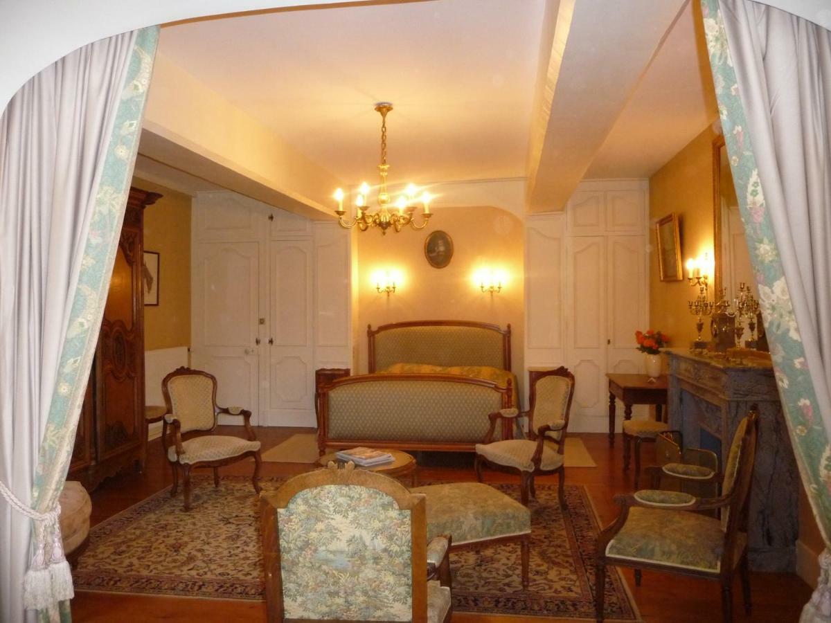לינה וארוחת בוקר בוברו-אן-אוז' Manoir De Sens מראה חיצוני תמונה